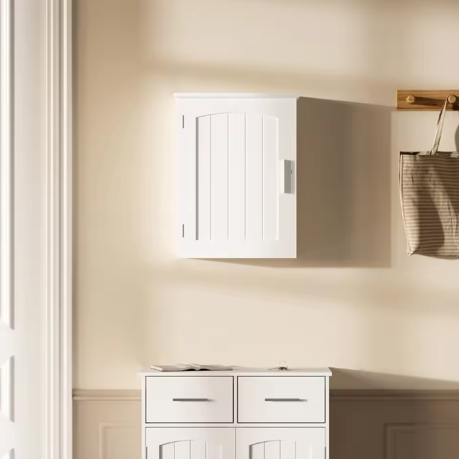 Hangende Badkamerkast met Deur – Wandkast met Verstelbare Legplank, Compact en Praktisch