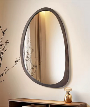 Asymmetrische Wandspiegel met Houten Frame – Industriële Design Spiegel voor Interieur