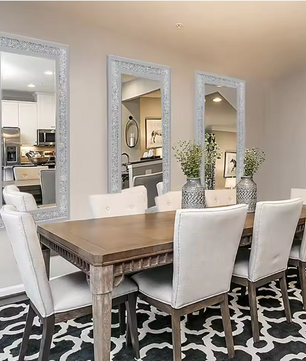 Glamour Wandspiegel met Kristallen Rand – Luxe Decoratieve Spiegel voor Interieur