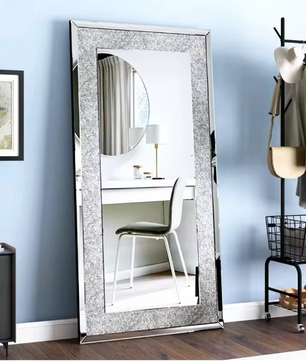 Glamour Wandspiegel met Kristallen Rand – Luxe Decoratieve Spiegel voor Interieur