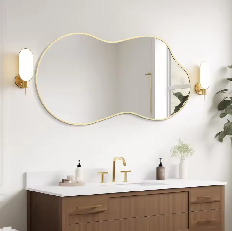 Asymmetrische Wandspiegel 116 × 66 cm met Goudkleurig Frame en Golvende Design