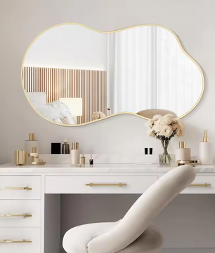 Asymmetrische Wandspiegel 116 × 66 cm met Goudkleurig Frame en Golvende Design