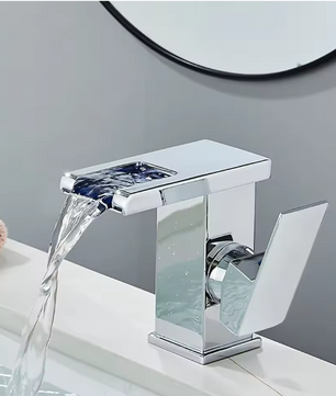 LED Waterval Wastafelkraan – Mengkraan Warm en Koud, Dekmontage