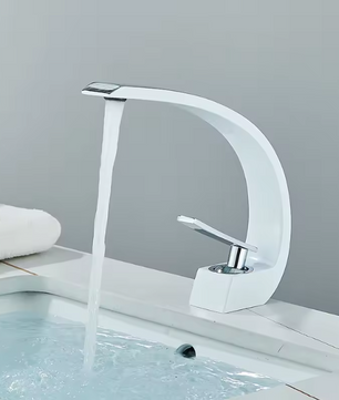 Messing Wastafelkraan Mengkraan Warm en Koud – Gebogen Design