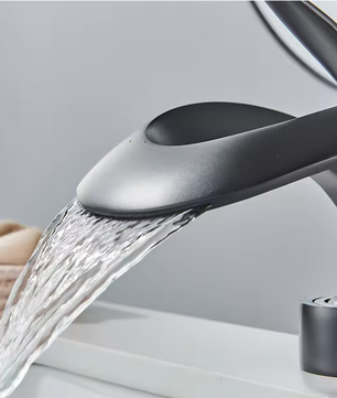 Waterval Wastafelkraan Mengkraan Warm en Koud – Messing