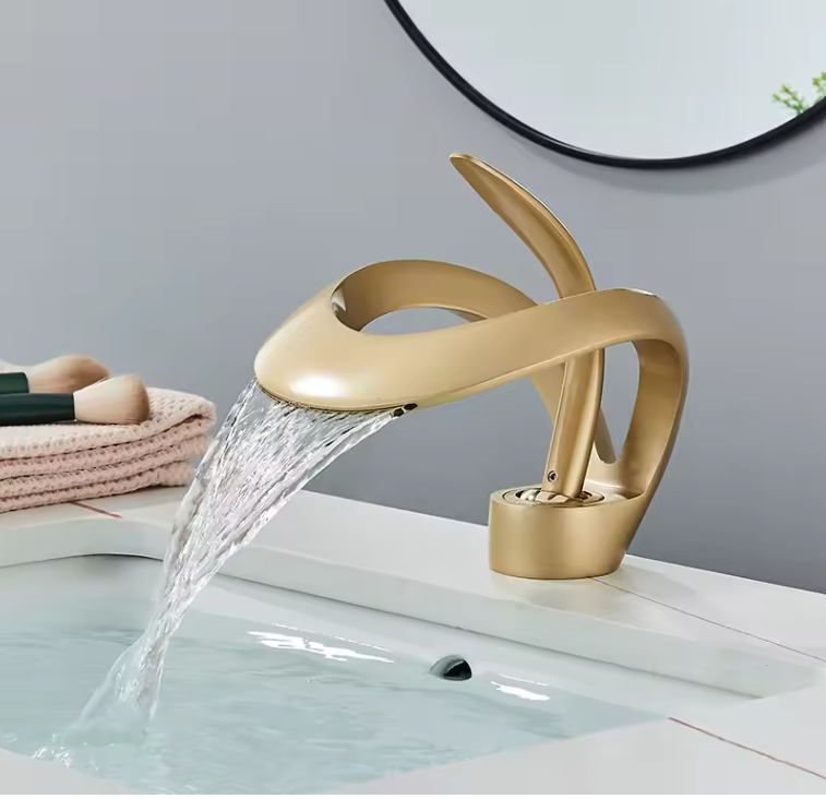 Waterval Wastafelkraan Mengkraan Warm en Koud – Messing
