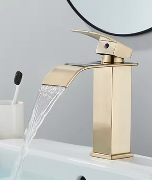 Waterval Wastafelkraan Ééngreeps – Badkamerkraan met Mengfunctie voor Warm en Koud Water
