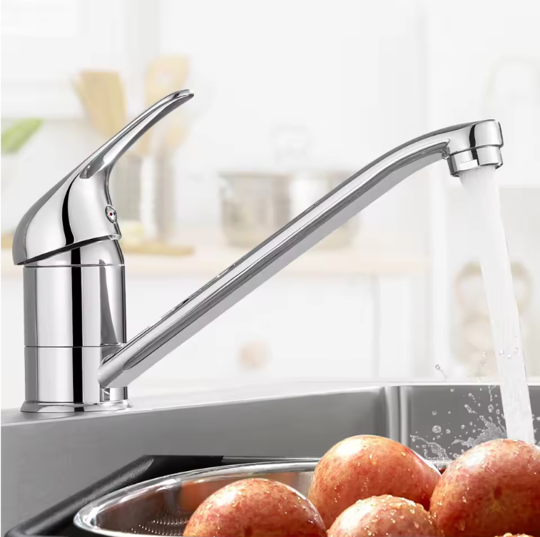 Chroom Keukenkraan met 360° Draaibare Uitloop – Messing Mengkraan met Éénhendel Bediening, Waterbesparend en Duurzaam