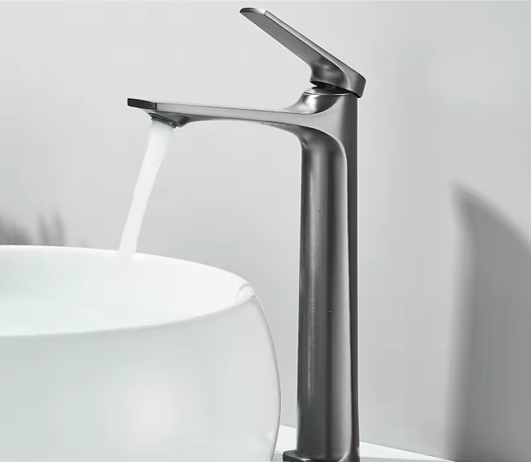 Moderne Badkamer Wastafelkraan met Eén Hendel – Warm en Koud Water, RVS Look