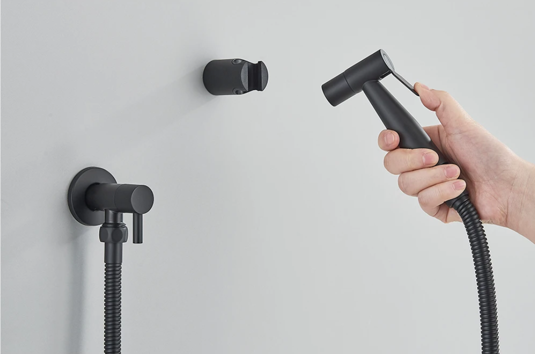 Wandgemonteerde Bidet Sprayer met Koudwaterkraan – RVS 304, Hygiënisch en Duurzaam