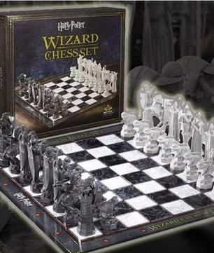 3D Tovenaar Schaakset van Hars – Decoratief Bordspel en Beeldhouwwerk