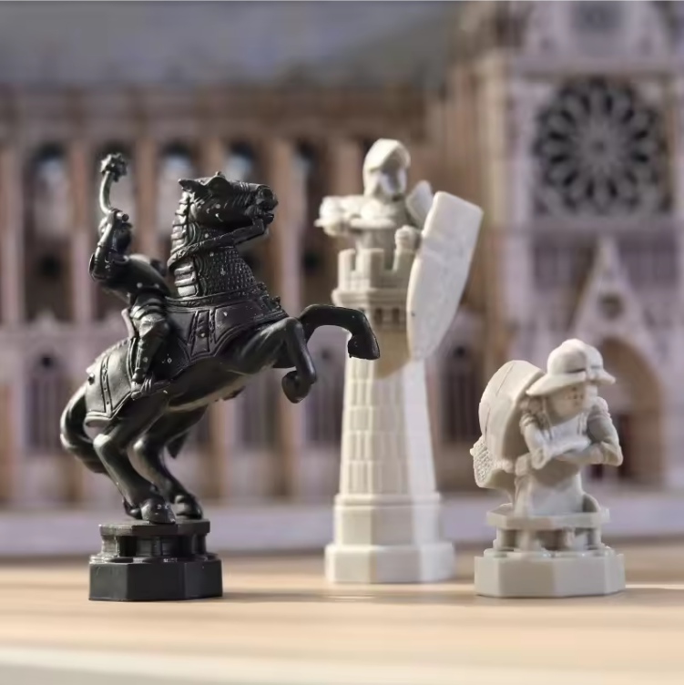 3D Tovenaar Schaakset van Hars – Decoratief Bordspel en Beeldhouwwerk