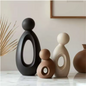 Moderne Familie Sculptuur – Minimalistische Holle Decoratie in Scandinavische Stijl