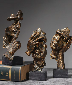 Set van 3 Abstracte Sculpturen 16 cm – “Silence Is Gold” Decoratie voor Bureau en Boekenplank