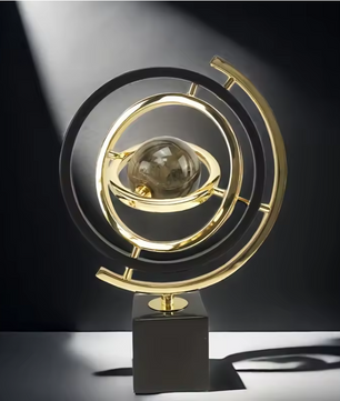 Moderne Abstracte Wereldbol Sculptuur – Metalen Decoratie met Rechthoekige Voet