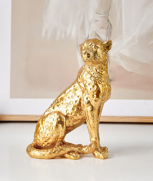 Gouden Luipaard Sculptuur – Luxe Decoratiebeeld voor Bureau en Interieur