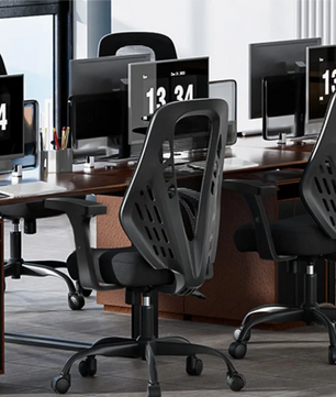 Ergonomische Bureaustoel met Verstelbare Armleuningen en Ademend Mesh – Schommelmechanisme en V-Vormige Rugleuning