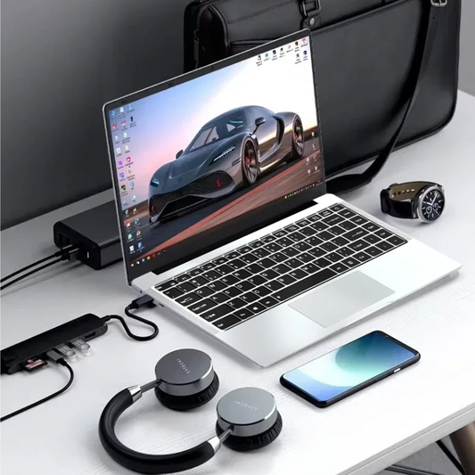 14.1 Inch Laptop met Intel Core i7, 12GB RAM en SSD Opslag – Full HD IPS Notebook voor Werk, Studie en Gaming