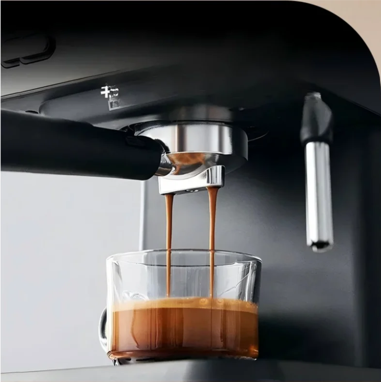 Halfautomatische Espresso Machine 20 Bar met Melkopschuimer en Touch Bediening