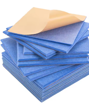 Set van 18 Zelfklevende Akoestische Panelen 30 × 30 × 0,9 cm – Hoge Dichtheid Polyester Geluidsabsorptie