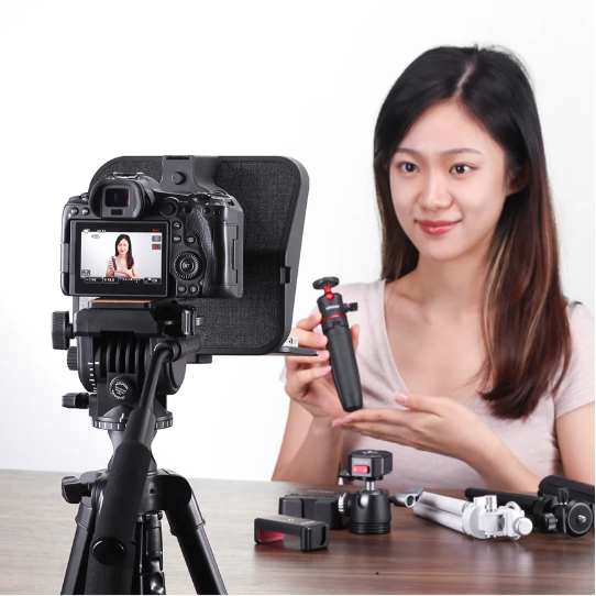Universele Teleprompter voor DSLR, Smartphone en Tablet – Inclusief Adapterringen
