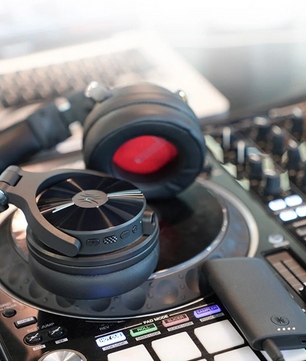 Professionele Draadloze Studio Koptelefoon met Bluetooth, Lage Latentie en Bedrade DJ-Modus