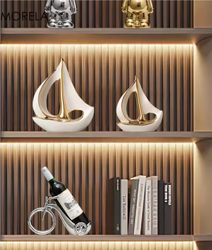 Keramisch Zeilboot Decoratiebeeld – Luxe Moderne Woondecoratie Sculptuur voor Woonkamer en Bureau