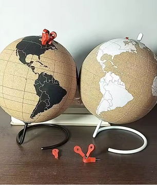 Kurken Wereldbol Memo Bord – Decoratieve Globe Prikbord voor Bureau en Reisherinneringen