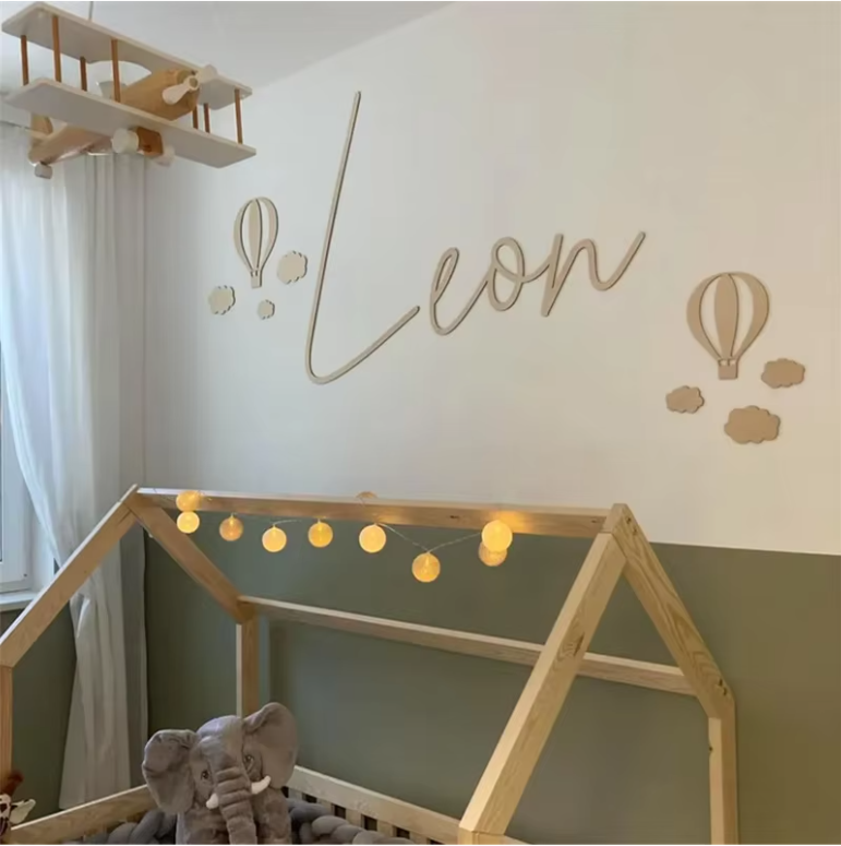 13-Delige Houten Wanddecoratie Set – Luchtballon, Wolken en Sterren Muurdecoratie