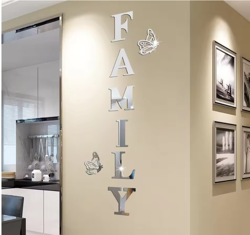 Acryl Spiegel Muursticker “Family” – 3D Letter Wanddecoratie met Vlinders