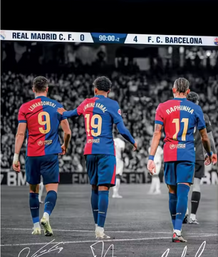 Voetbal Sterren Canvas Poster – Sport Moment Wanddecoratie