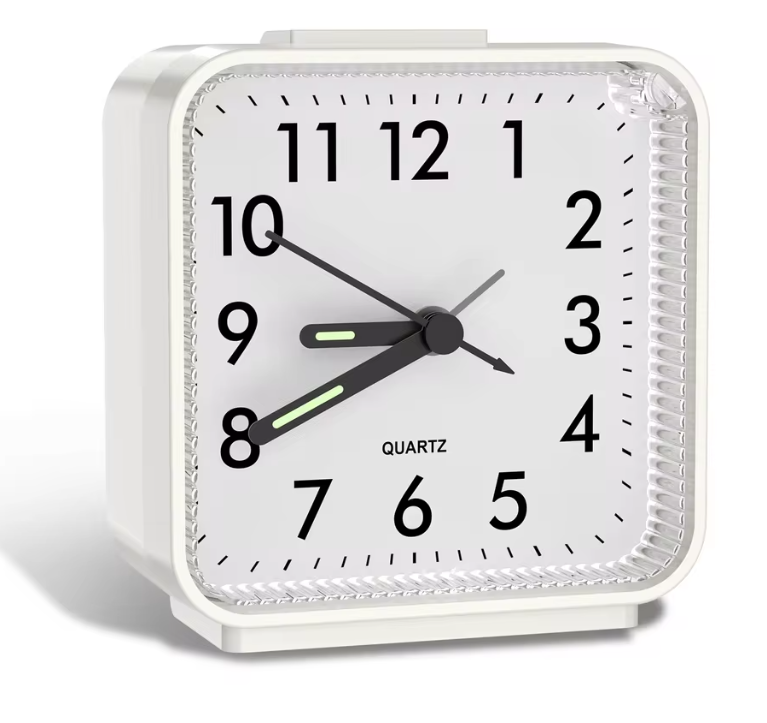Stille Analoge Wekker – Compacte Nachtkastklok met Snooze en Nachtlicht