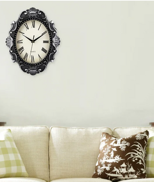 Vintage Europese Wandklok 35,6 cm – Klassieke Klok met Romeinse Cijfers