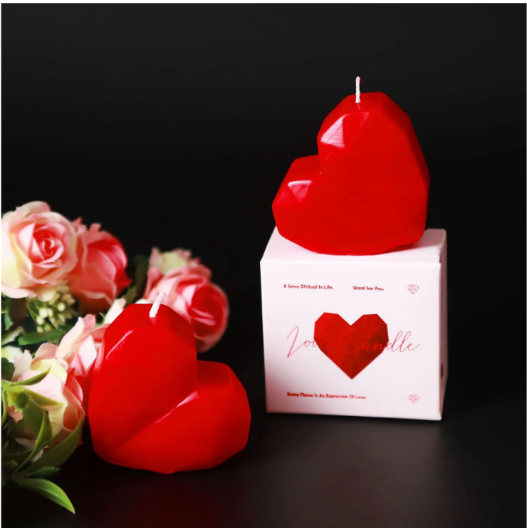 Hartvormige Geurkaars – Romantische Aromatische Kaars voor Valentijnsdag en Decoratie