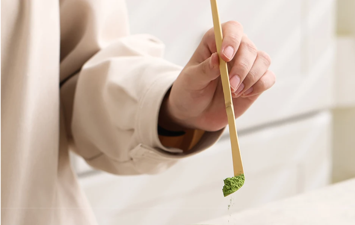 4-Delige Japanse Matcha Theeset – Bamboe Klopper, Kom en Lepel