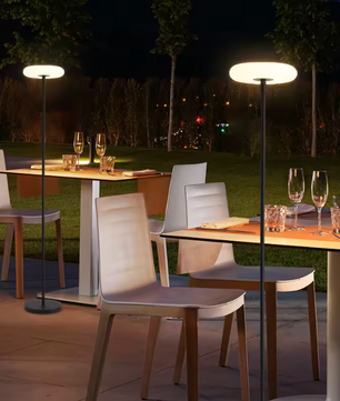 Moderne Solar Tuinlamp – Waterdichte LED Gazonlamp voor Tuin en Terras