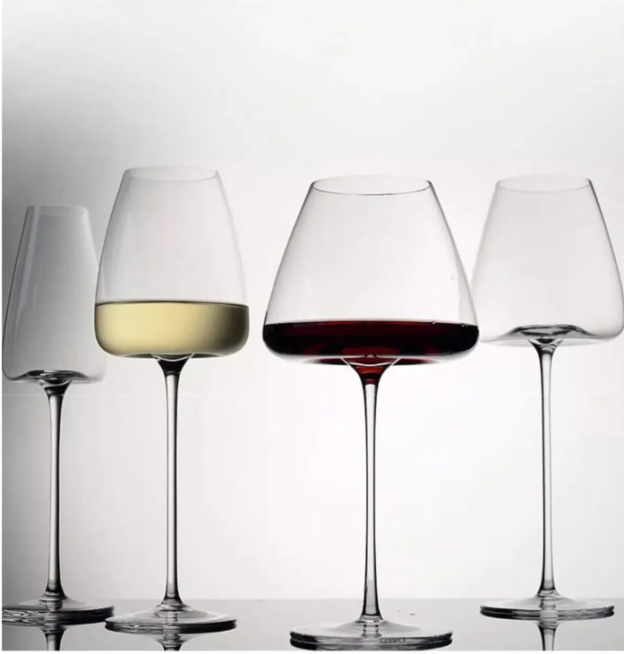 Bourgogne Wijnglas 720 ml – Kristallen Rood Wijnglas met Modern Geribbeld Design