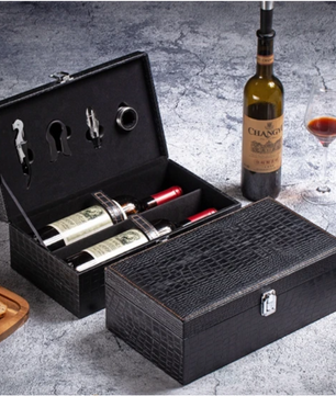 Luxe Wijn Cadeaubox voor 2 Flessen – Lederen Geschenkdoos met Wijnaccessoires en Handvat