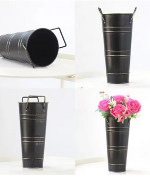 Vintage Metalen Paraplubak – Gegalvaniseerde Parapluhouder met Handvat