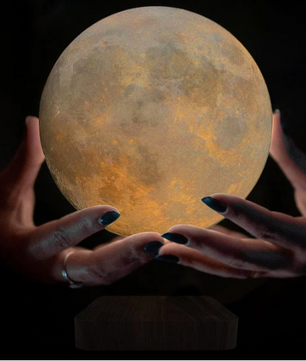 Magnetisch Zwevende Maanlamp – 3D LED Tafellamp met 360° Rotatie en Houten Basis