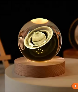 3D Kristallen Bol Zonnestelsel LED Lamp – Decoratieve Kristal Globe met Houten Basis