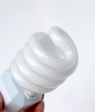 Reptielen UVB Lamp 26W – Terrarium Warmte- en Calciumlamp E27