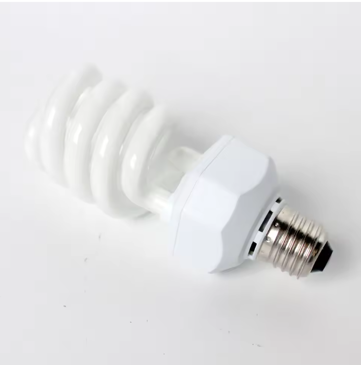 Reptielen UVB Lamp 26W – Terrarium Warmte- en Calciumlamp E27