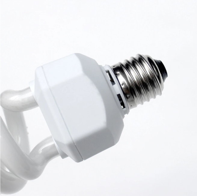 Reptielen UVB Lamp 26W – Terrarium Warmte- en Calciumlamp E27