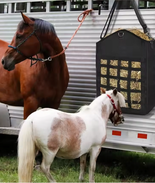 Hooizak met Slow Feed Net – Duurzame Voerzak voor Paarden en Vee