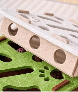 Interactief Katten Puzzelspeelgoed – Vilten Speeldoos met Bal en Krabfunctie