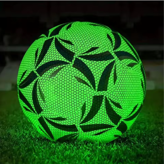 Glow in the Dark Voetbal Maat 5 – Lichtgevende Trainingsbal voor Binnen en Buiten