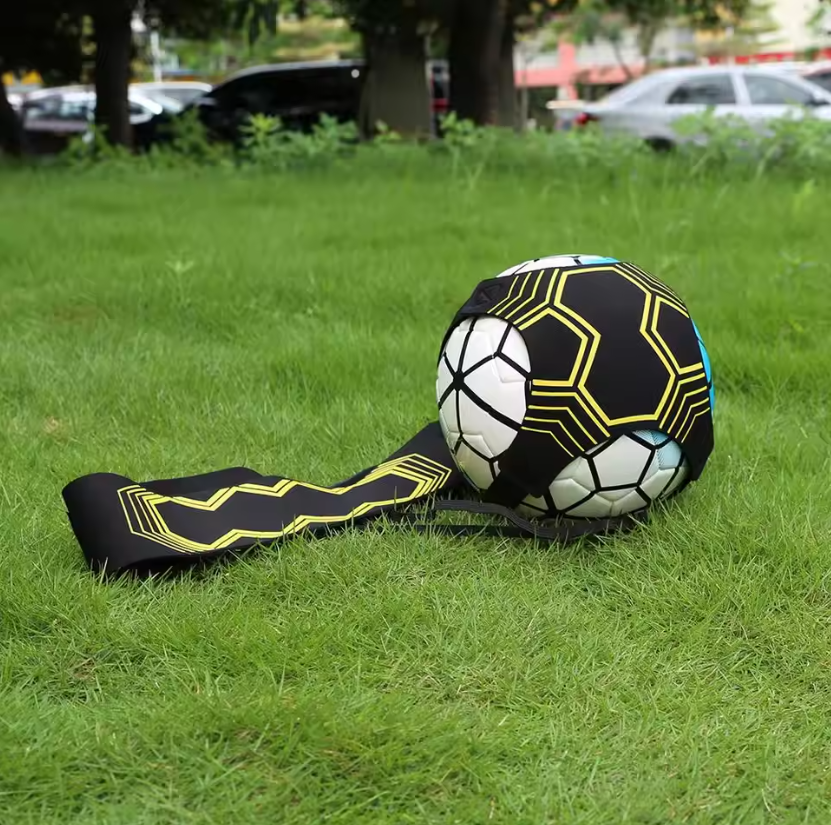 Voetbal Trainer Elastische Band – Solo Training Hulp met Verstelbare Riem voor Controle en Techniek