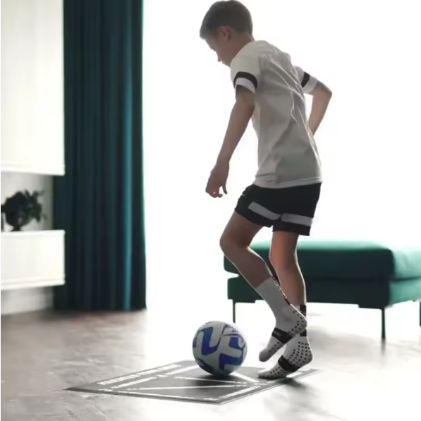 Voetbal Trainingsmat 90 × 60 cm – Antislip Dribbelmat voor Techniek en Balcontrole