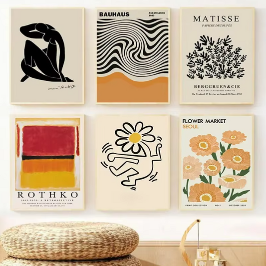 Abstracte Bloemen Canvas Poster – Moderne Wanddecoratie in Oranje Tint